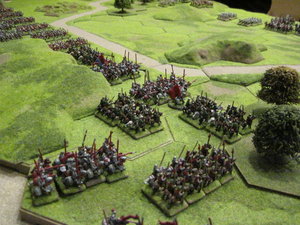 Yorkist deploy all their cavalry on the right wing with the infantry center and left